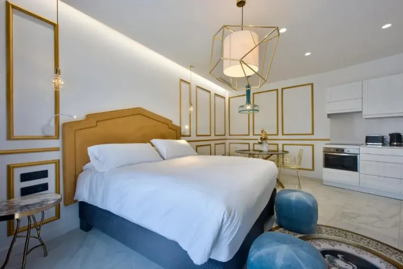 Executive Suite with Outdoor Spa Bath  amp  Kitchenette @ HOLM Boutique and Spa