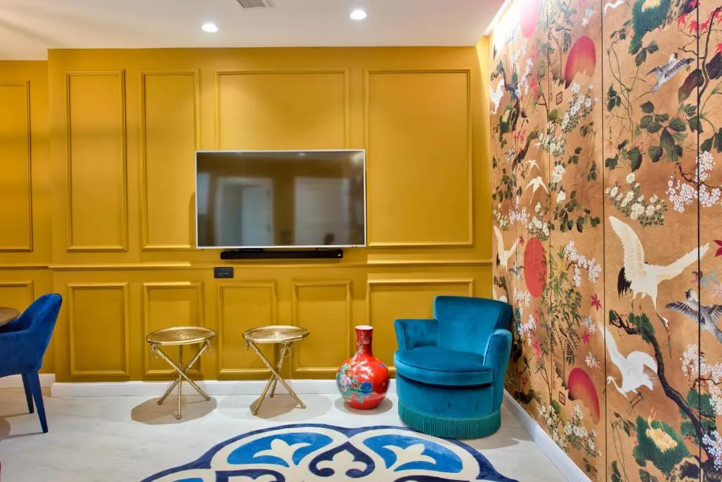 Executive Suite with Outdoor Spa Bath  amp  Kitchenette @ HOLM Boutique and Spa