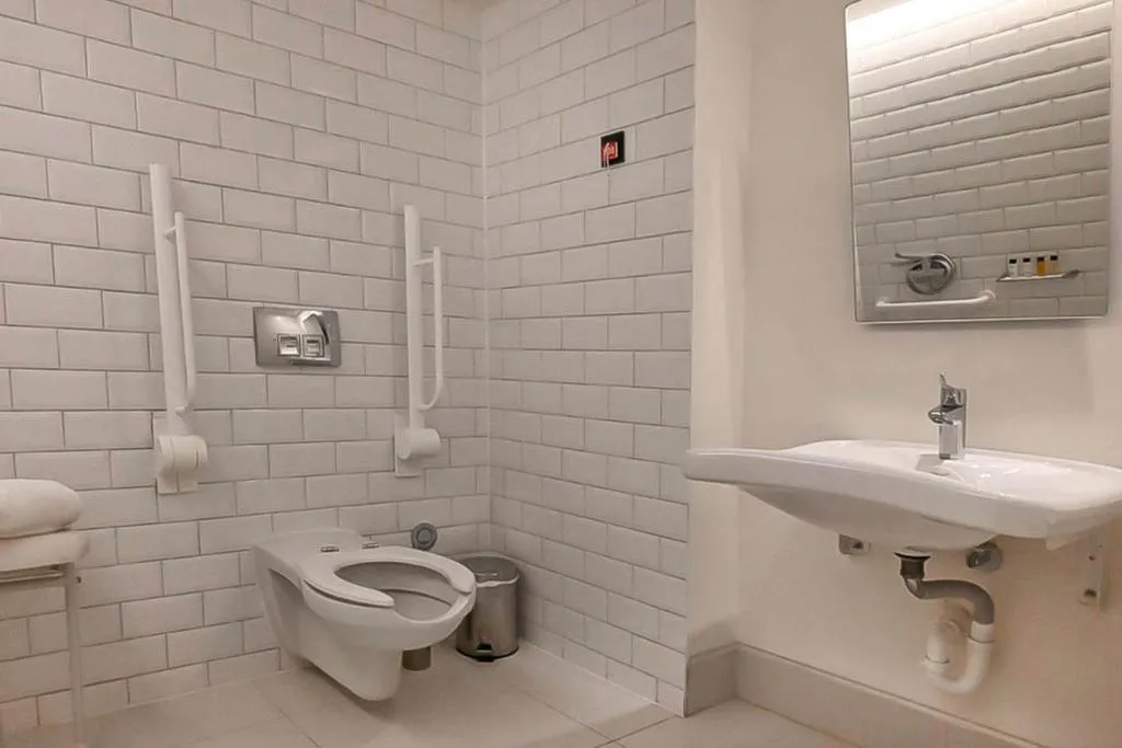 ACCESSIBLE ROOM @ Vincci EverEden Beach Resort