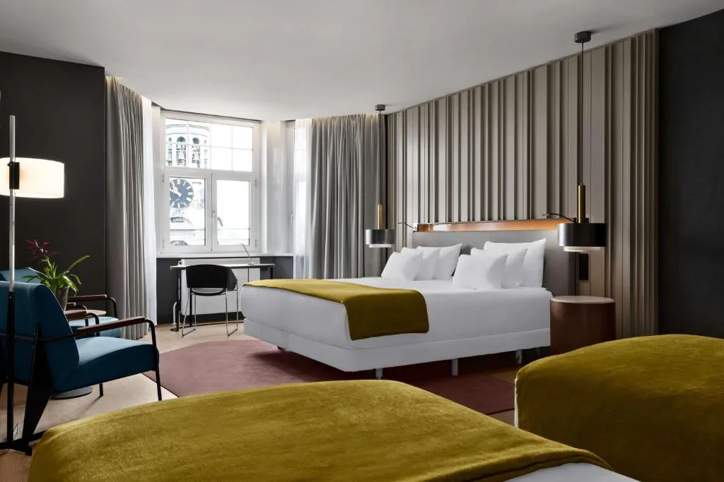 Family Quadruple Room @ NH Collection Amsterdam Flower Market