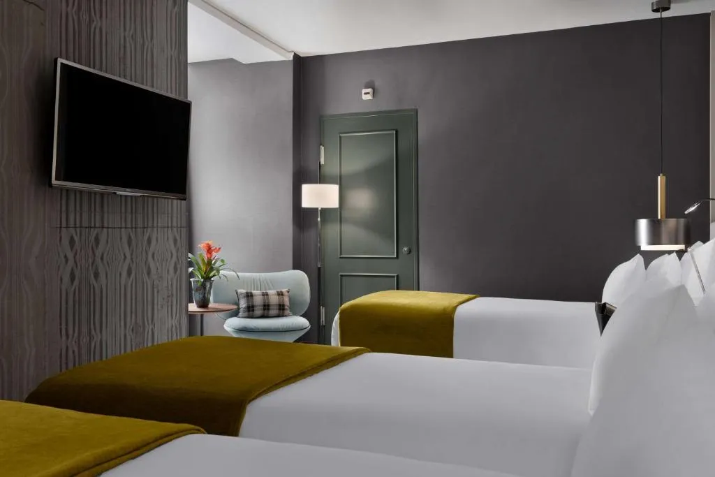 Superior Triple Room @ NH Collection Amsterdam Flower Market