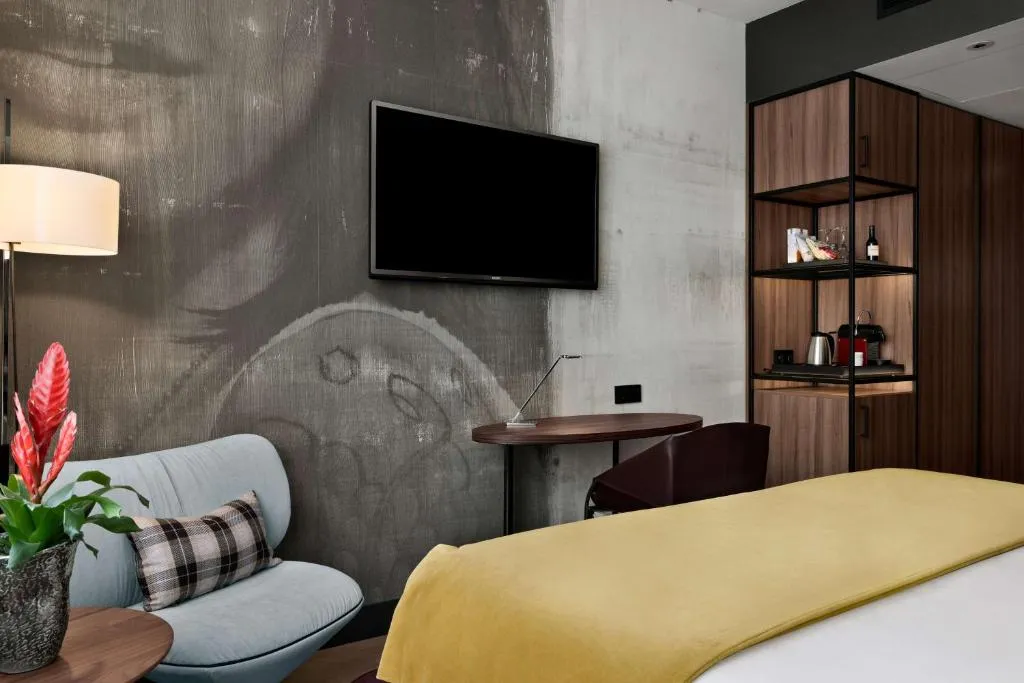 Superior Room with View and Balcony @ NH Collection Amsterdam Flower Market