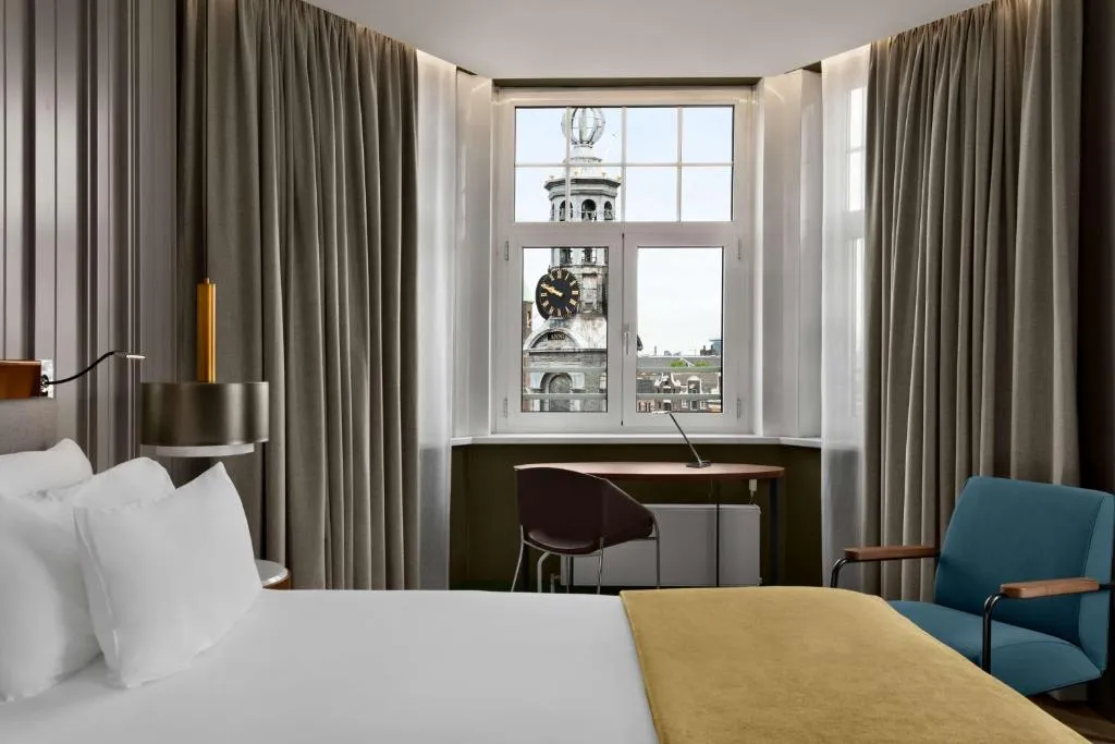 Superior Room @ NH Collection Amsterdam Flower Market