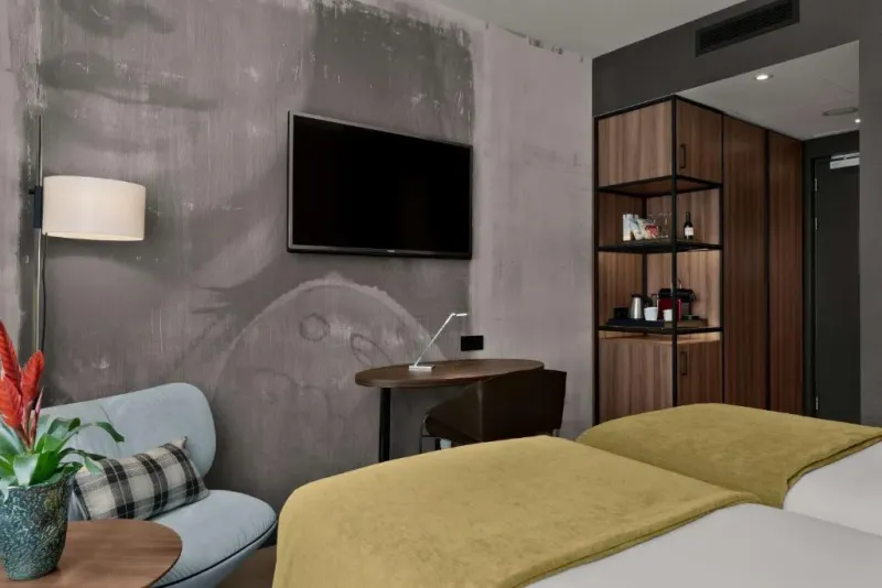 Superior Room @ NH Collection Amsterdam Flower Market