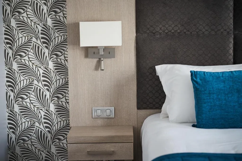 Standard Double Room @ Juliana Hotel Cannes