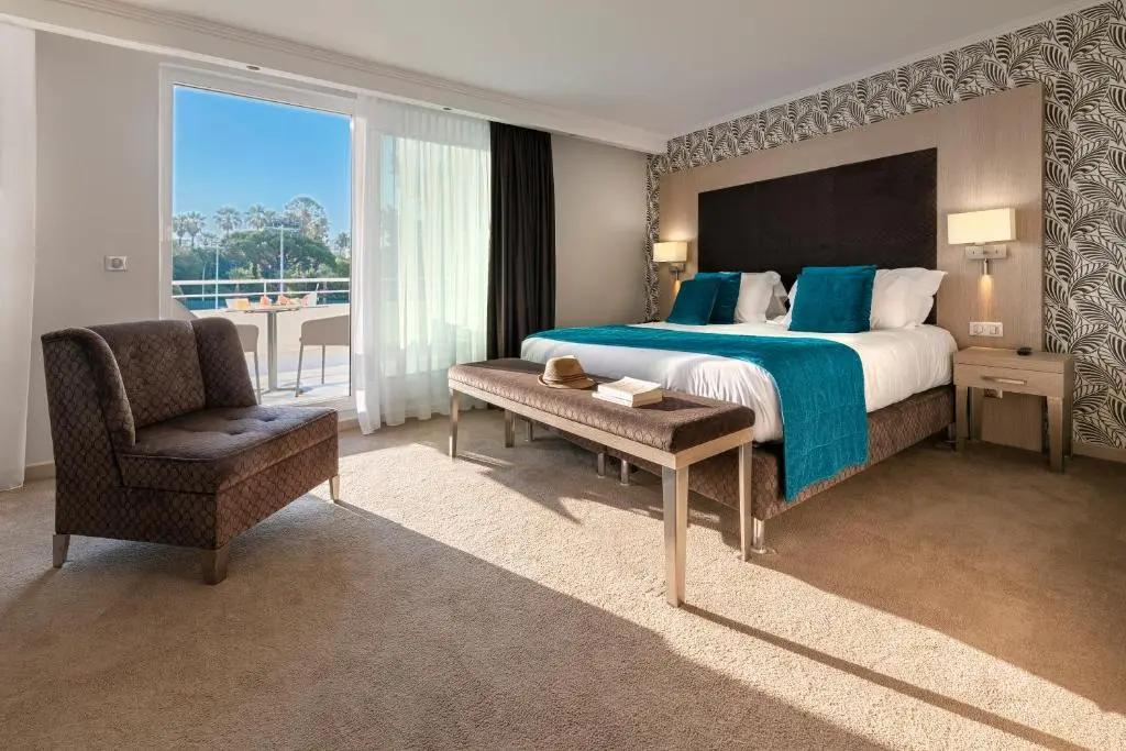 Deluxe Double Room with Balcony or Terrace @ Juliana Hotel Cannes