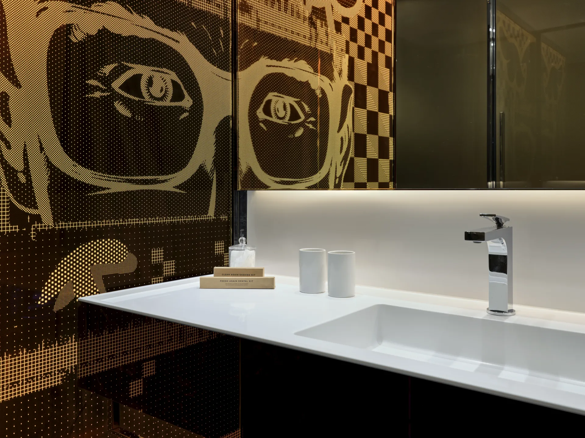 2 King Bedroom Suite @ art otel London Hoxton