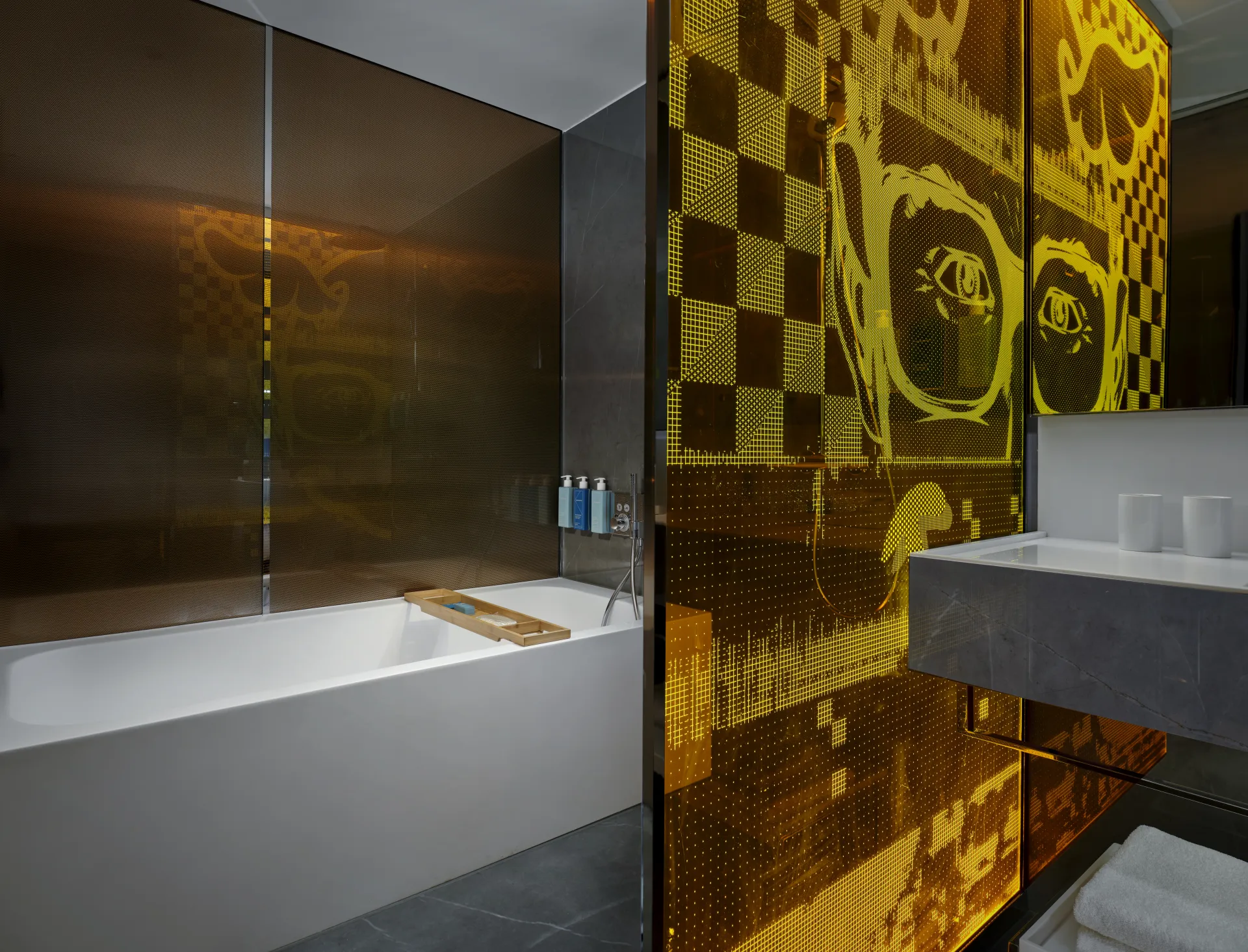 3 King Bedroom Suite @ art otel London Hoxton