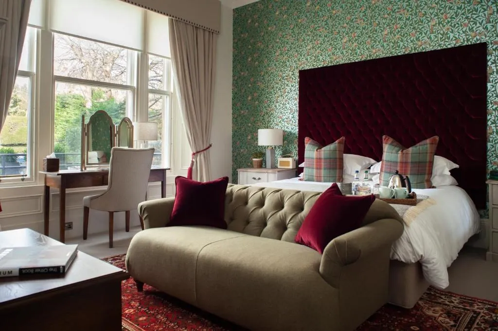 The House Junior Suite @ The Roseate Edinburgh