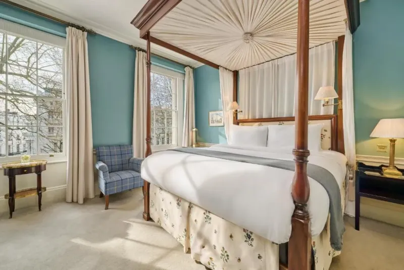 Roseate Suite @ Roseate House London