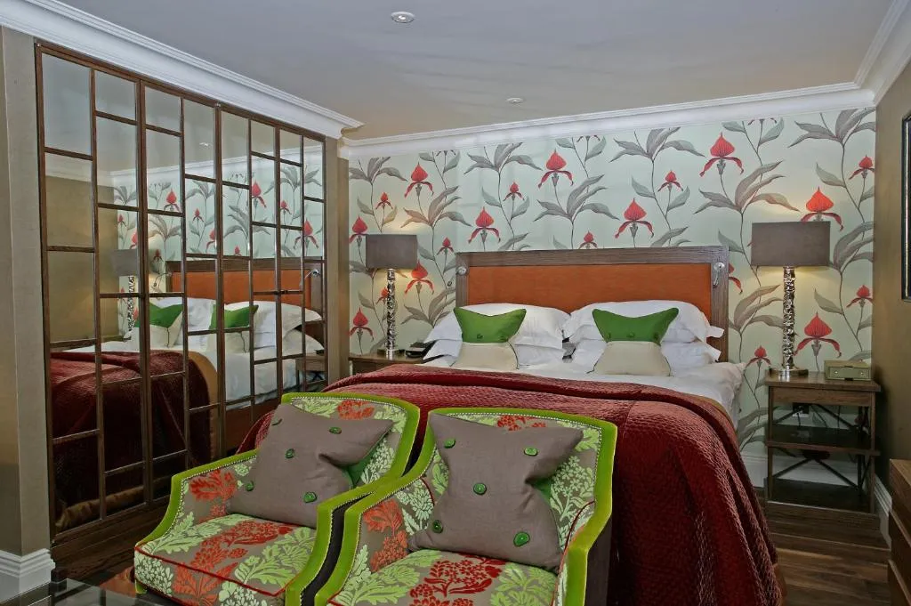 Roseate Prime Suite @ The Roseate Reading