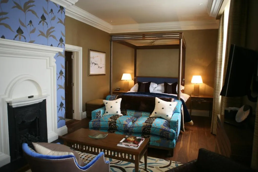 Roseate Prime Suite @ The Roseate Reading