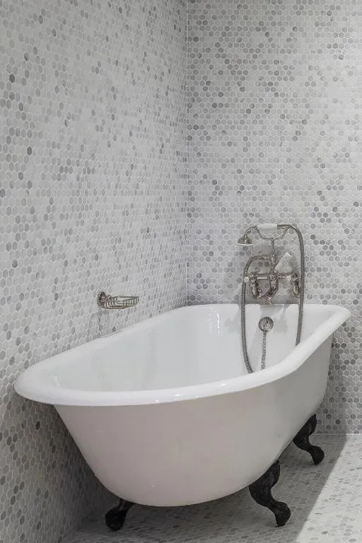 The House Premium Suite @ The Roseate Reading