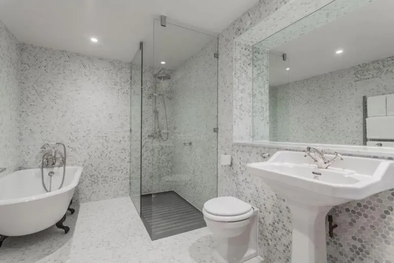 The House Premium Suite @ The Roseate Reading