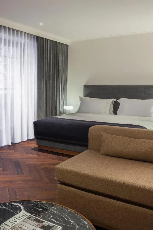 The House Premium Suite @ The Roseate Reading