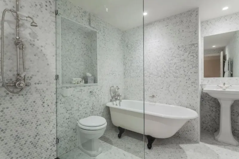 The House Studio @ The Roseate Reading