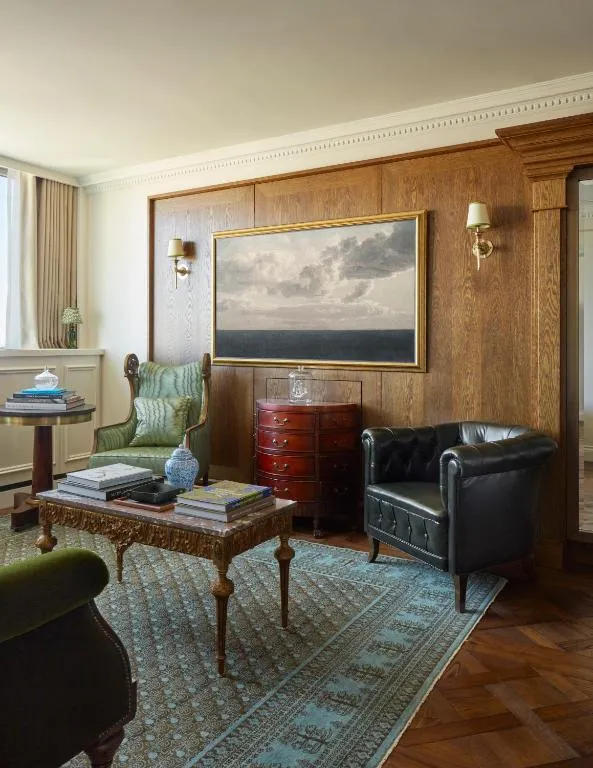 Edwardian Suite @ Sea Containers London