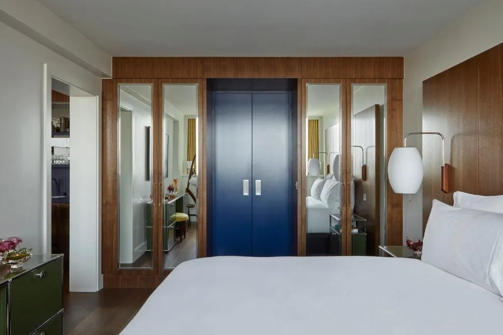 Mid Century Suite @ Sea Containers London