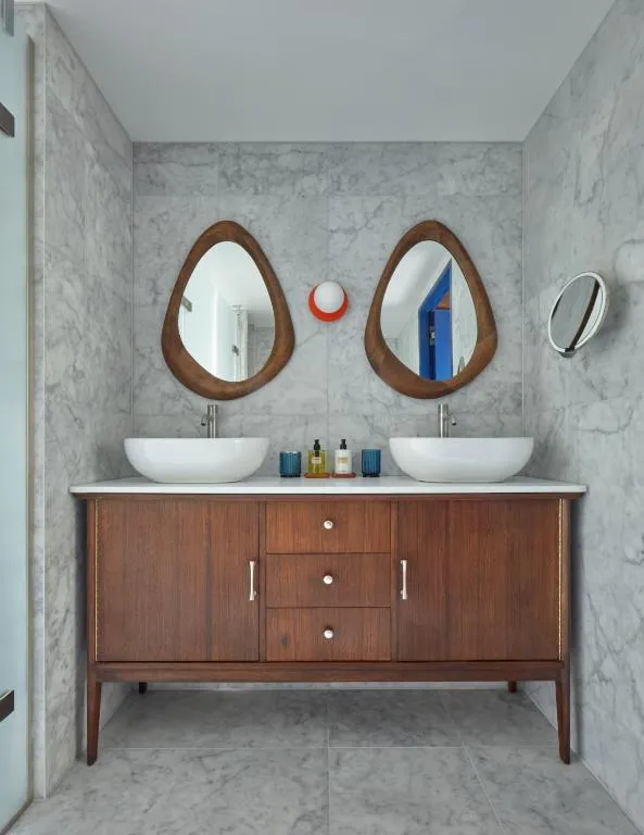 Mid Century Suite @ Sea Containers London