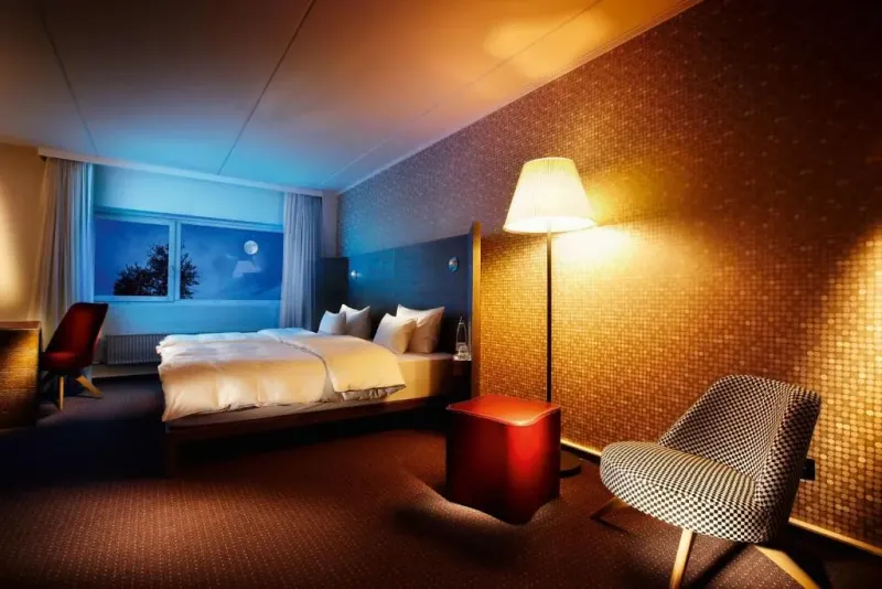 Penta Standard Room @ Pentahotel Reading