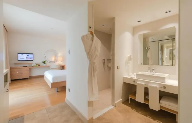 Jacuzzi Suite @ TUI Blue Barut And z   All Inclusive   Adults Only