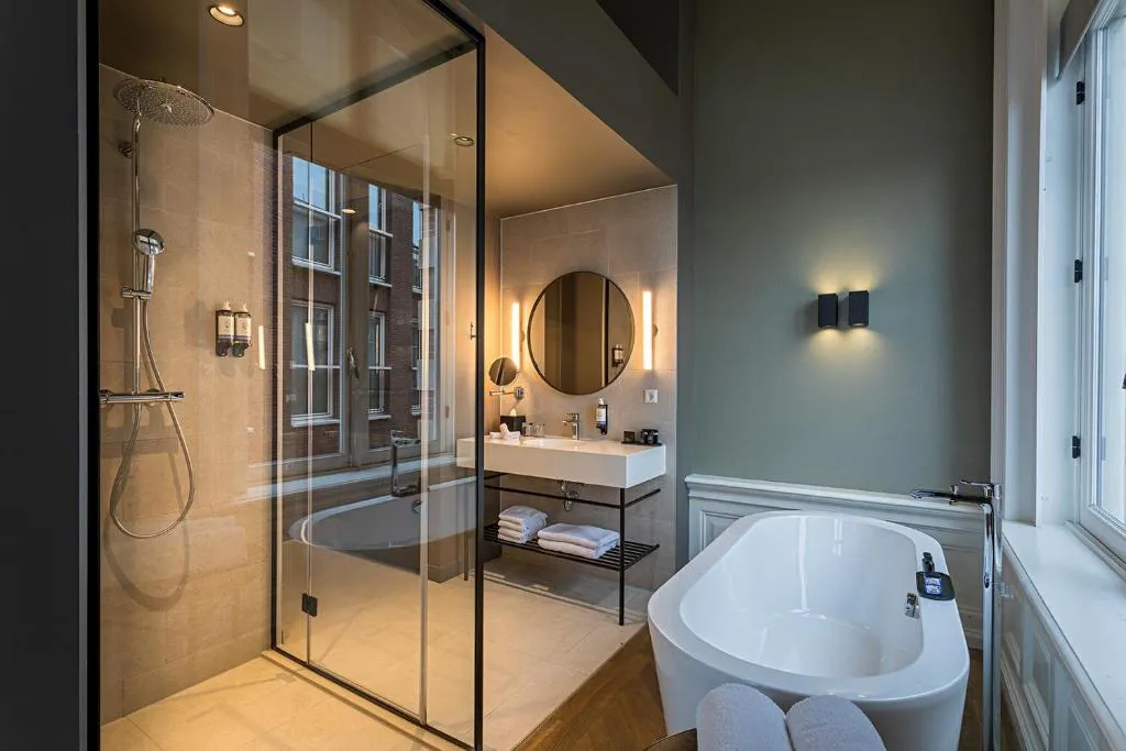 Junior Suite @ Pestana Amsterdam Riverside