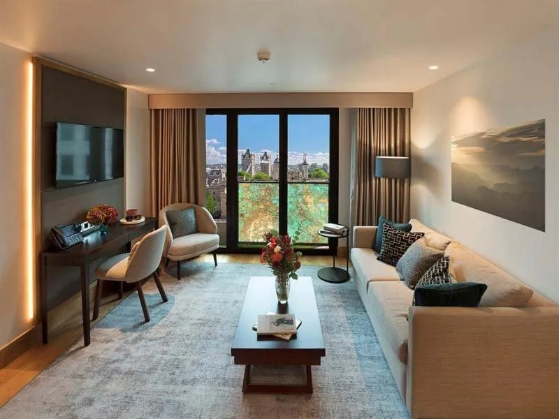 Signature Suite with Kitchen  Tower Bridge View @ Tower Suites by Blue Orchid