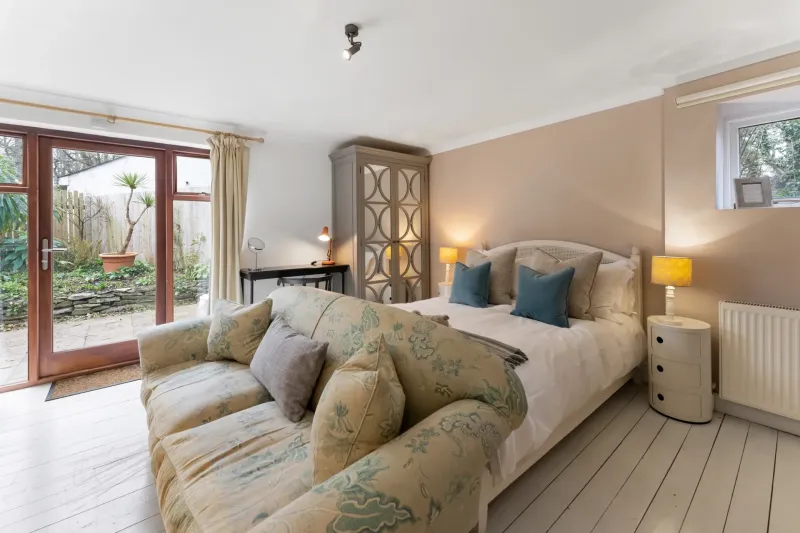 Studio  @ The Rosevine