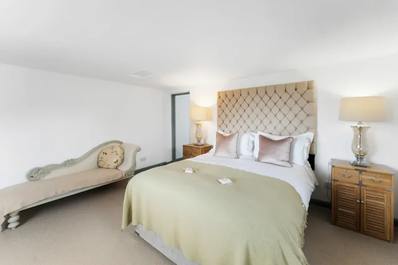 The Lookout @ The Rosevine