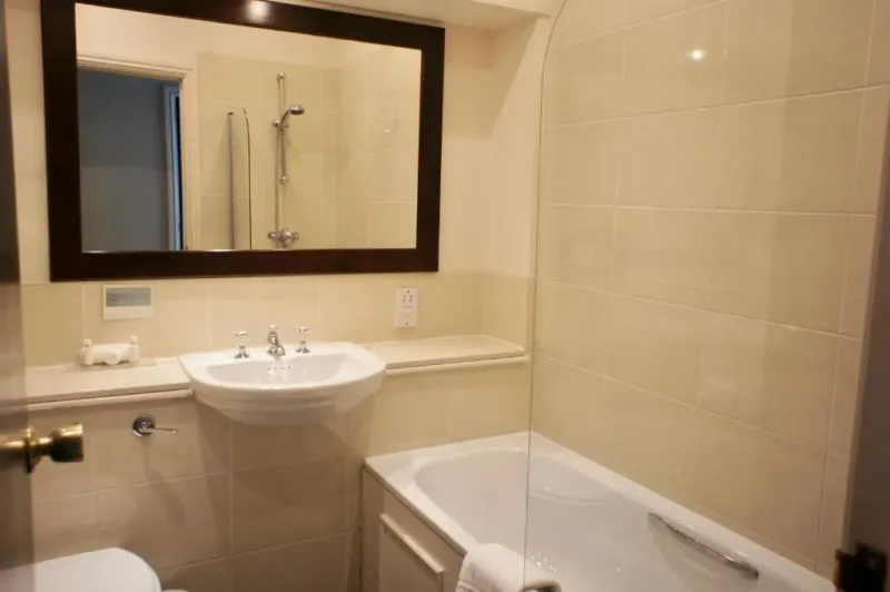 House Double @ Holdsworth House Hotel