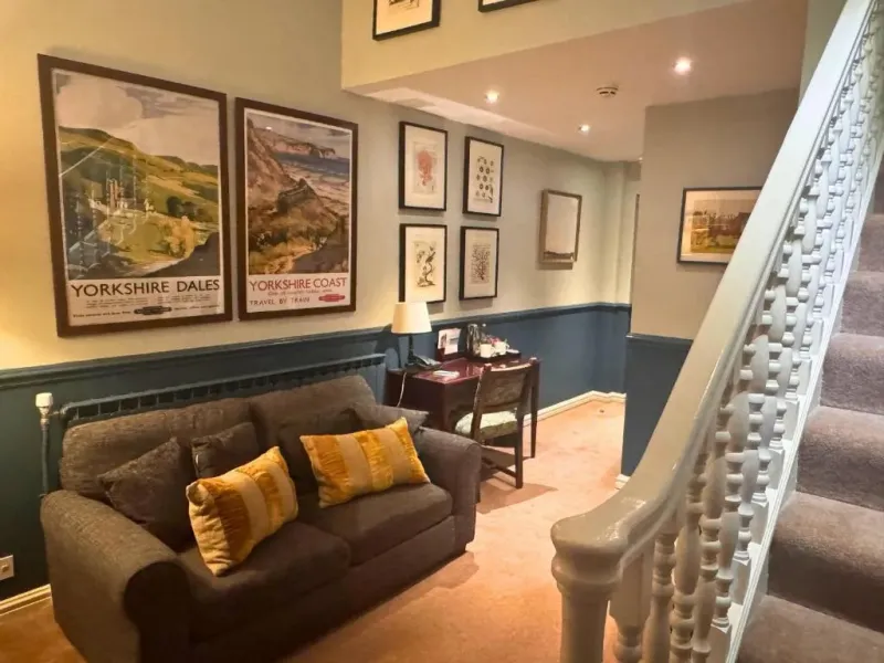 Split Level Suite @ Holdsworth House Hotel