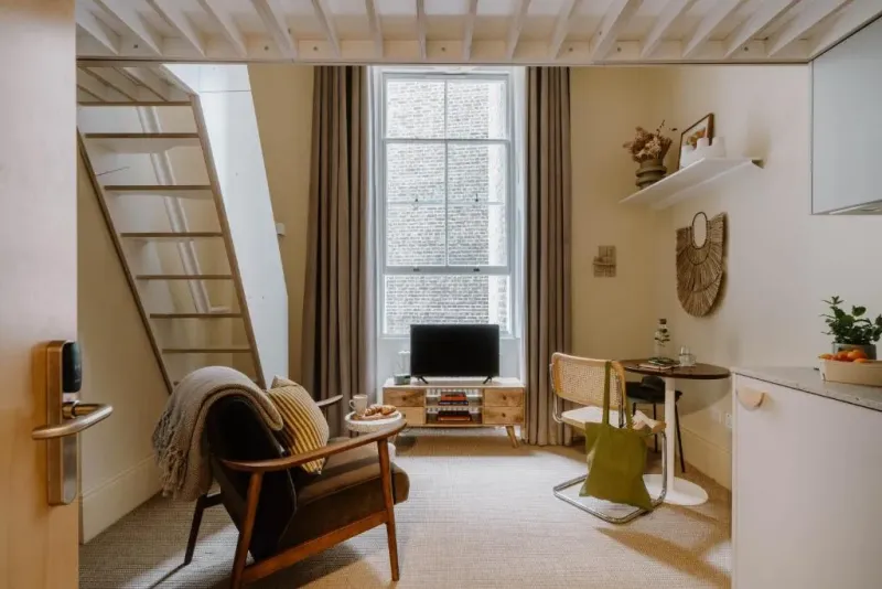 Mezzanine Plus Studio @ Mason  amp  Fifth  Primrose Hill
