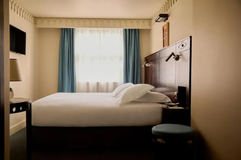Classic Double Room @ Grand Hotel Bellevue London