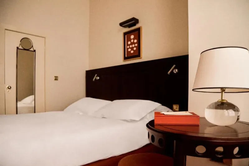 Superior Double Room @ Grand Hotel Bellevue London