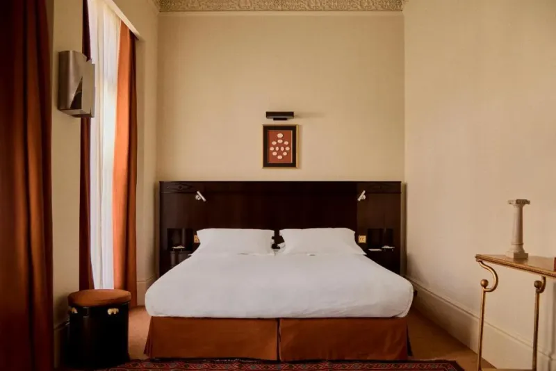 Grand Norfolk Suite @ Grand Hotel Bellevue London