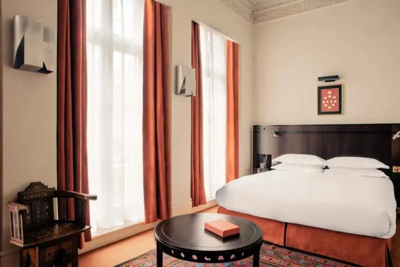 Grand Norfolk Suite @ Grand Hotel Bellevue London