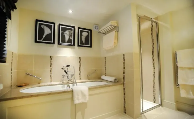 Suite @ Mallory Court Country House Hotel  amp  Spa