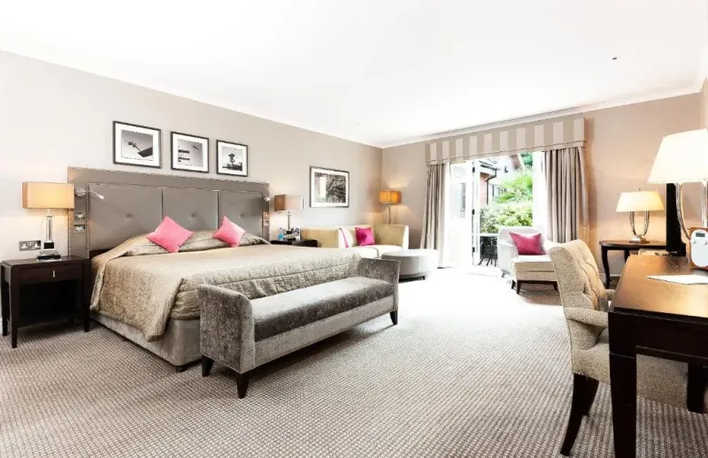 Junior Suite @ Foxhills Country Club and Resort