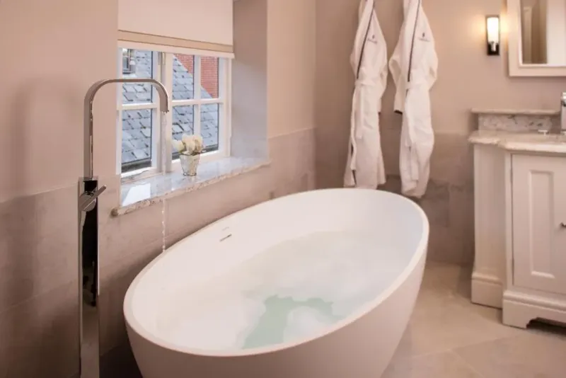 Deluxe Suite @ Foxhills Country Club and Resort