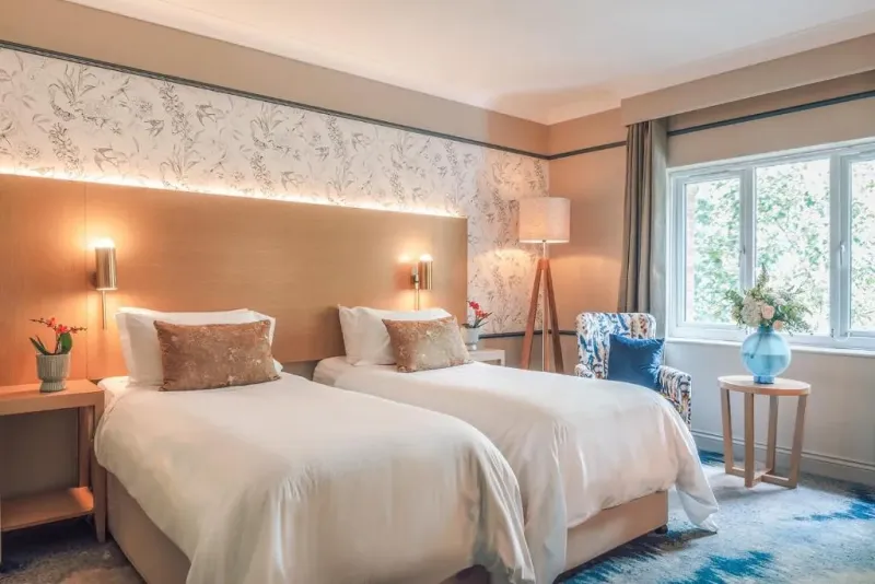 Signature Twin Room @ The Belfry Hotel  amp  Resort