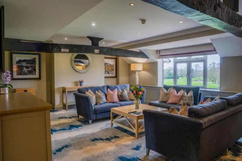 Manor House Suite @ The Belfry Hotel  amp  Resort