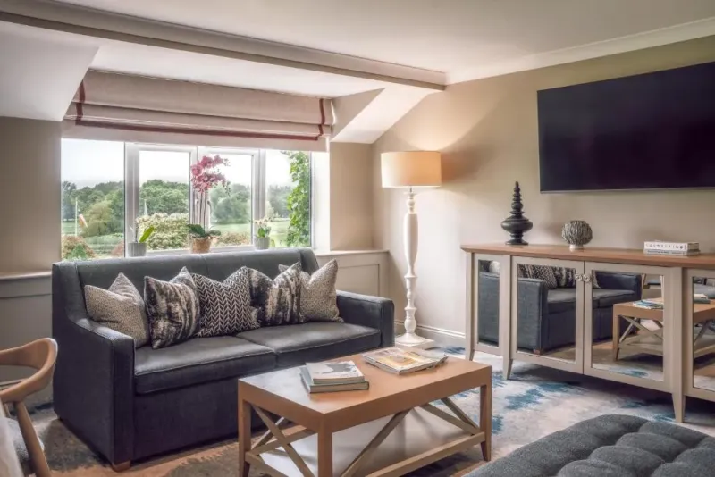 Manor House Suite @ The Belfry Hotel  amp  Resort