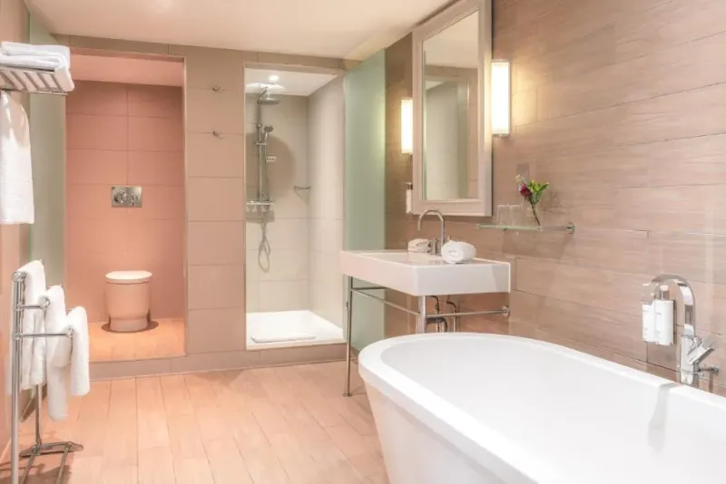 Manor House Suite @ The Belfry Hotel  amp  Resort