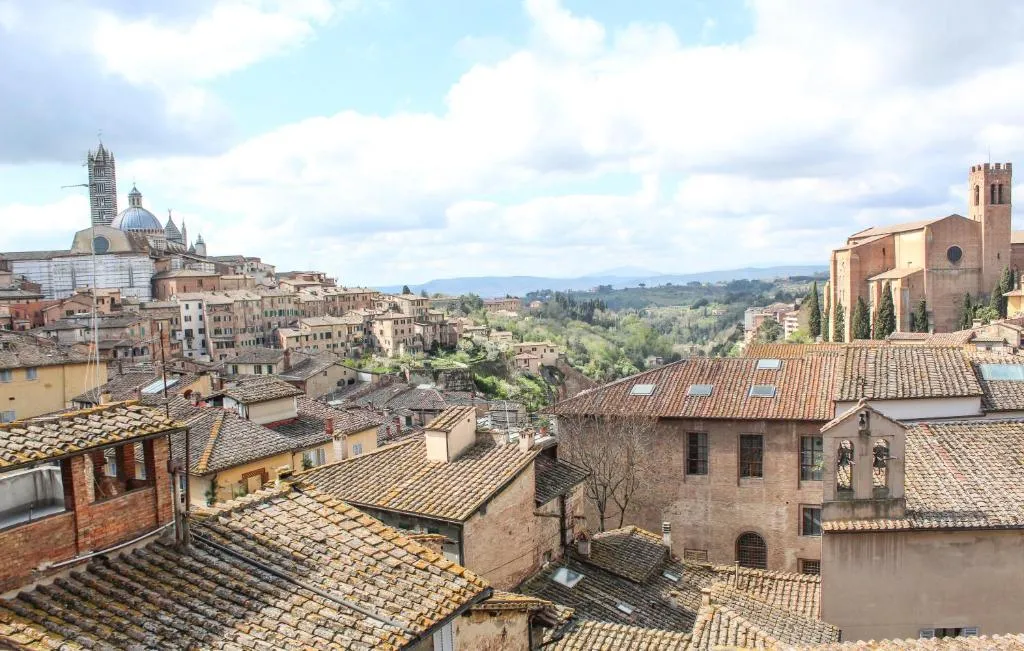 Deluxe Double or Twin Room with View @ Grand Hotel Continental Siena   Starhotels Collezione