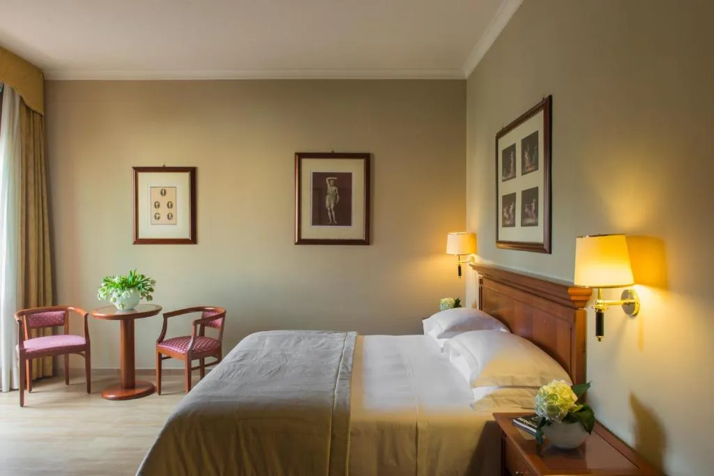 Junior Suite @ Starhotels Michelangelo Rome