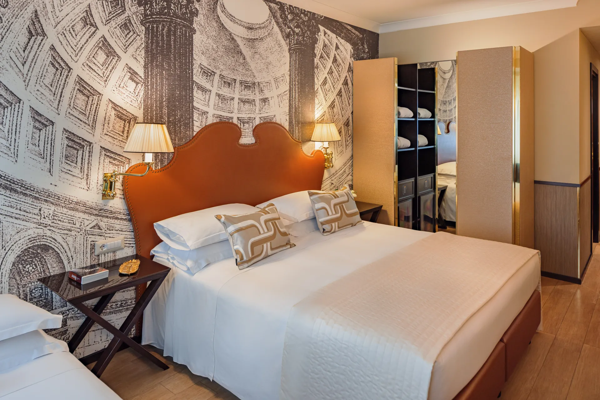Deluxe Triple Room @ Starhotels Michelangelo Rome