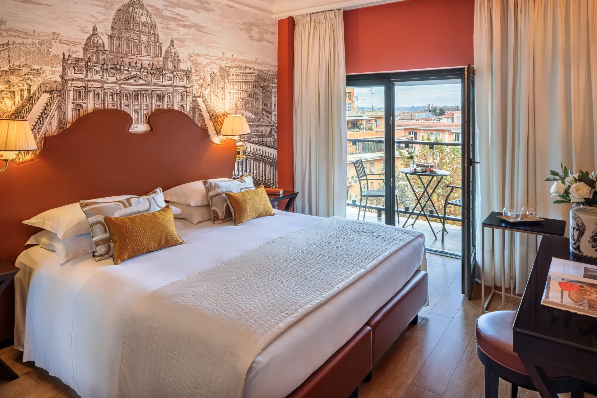 Deluxe Double or Twin Room with Balcony @ Starhotels Michelangelo Rome