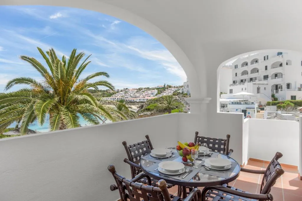 One Bedroom Apartment @ White Sands Beach Club