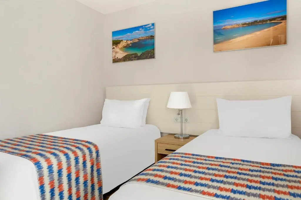 Two Bedroom Apartment @ White Sands Beach Club