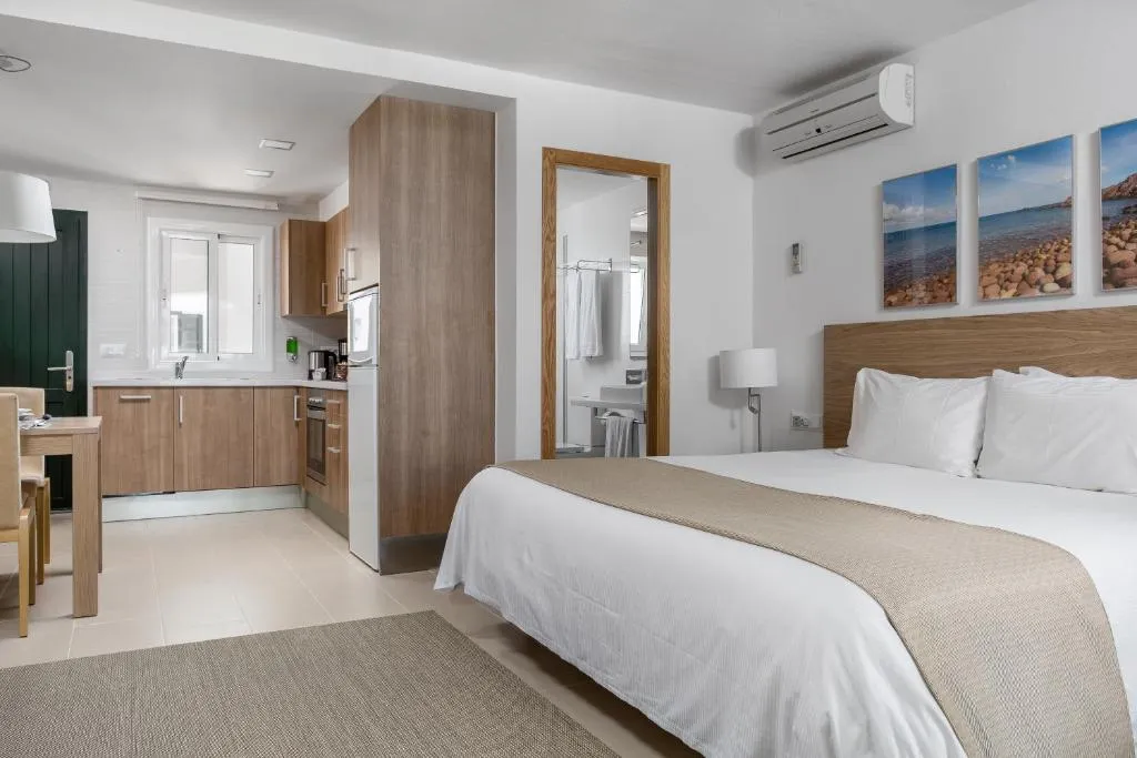 Studio Apartment @ White Sands Beach Club